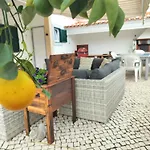 Xixi Cama Panzió Bombardeira